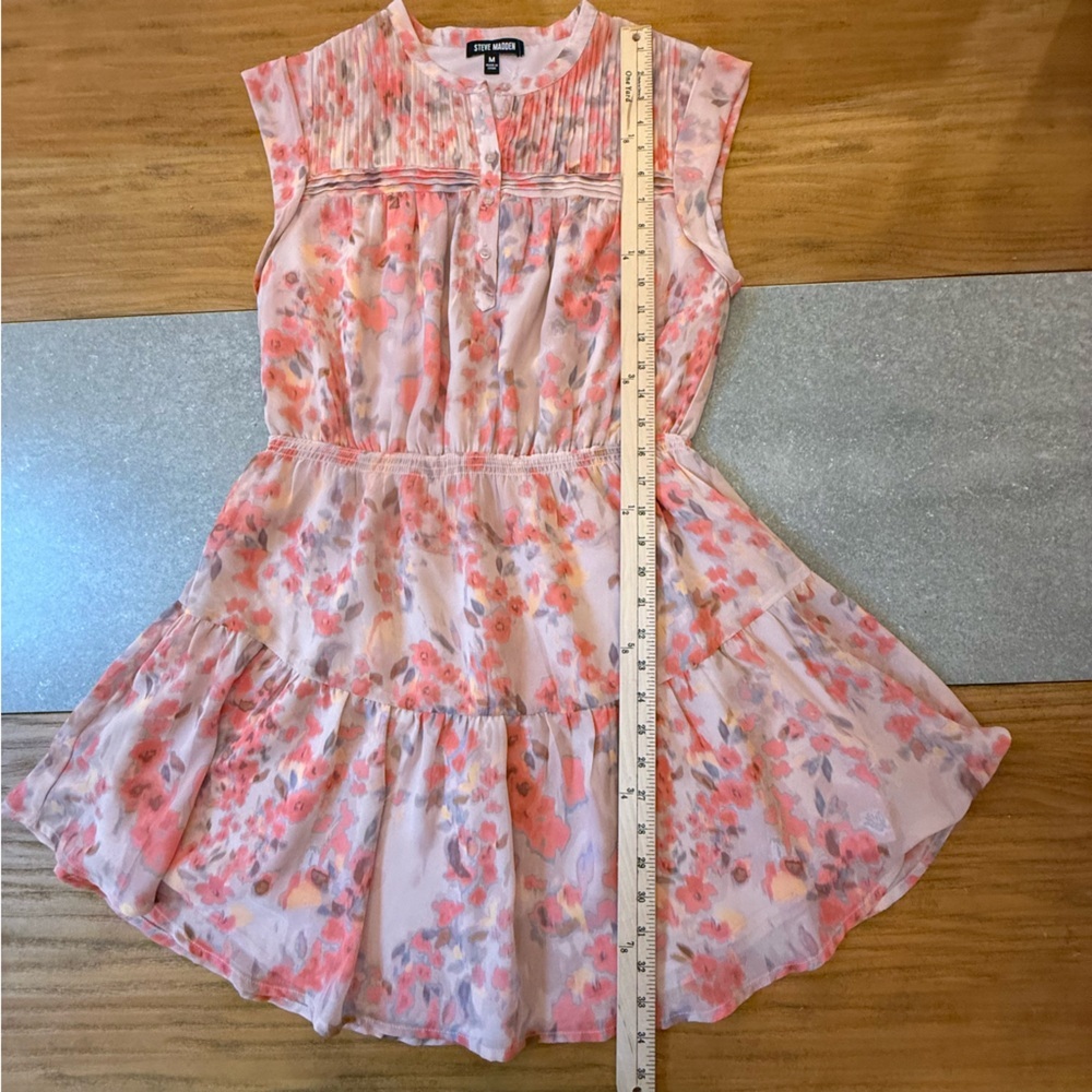 Steve Madden Faith Floral Mini Dress Pleated Bodice Tiered Ruffle Skirt Medium - Picture 11 of 11